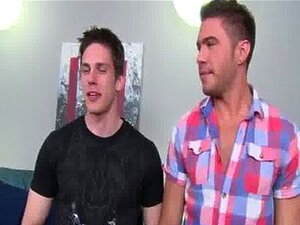 Hete homoseks Alexï¿1⁄2's pijpen maakte Sam nog wilder en hij