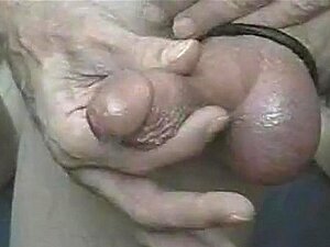 Ich komme kostenlos mit einem schwulen Amateur-Masturbationsporno