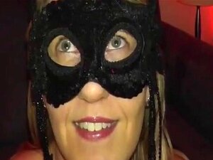 Deutscher Amateur bekommt ein Gesicht voll Sperma