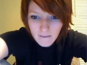 kokematon punapää, valmiina tyydyttämään halusi oman