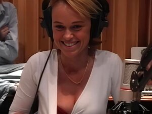 Oben-ohne-Trotz in französischer Radiosendung