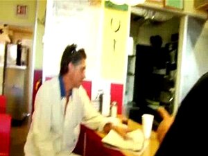 Offentlig nakenhet för kontanter 10