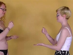 Beweis Nerdy Bibliothek und Chicks können unanständig sein, um