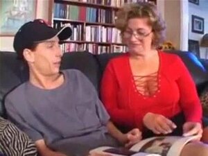 College-Lehrer und Junge