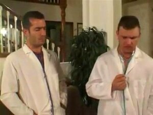 Dokter Verpleegster Orgie Deel 1 door snahbrandy