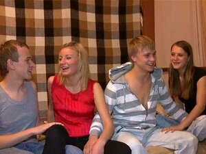 Dreckige Schlampen wollen viel ficken. Dreckige und geile Schlampen