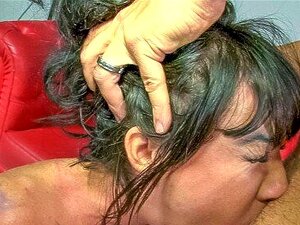 Heiße MILF Suhaila Hard gibt ihre Muschi einem Amateur-Typen