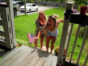 FUCKING IT OUT - melonien paluu-stepauntie Melons2 traileri 1of6