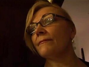 Milf-krönikorna: smutsiga styvfamiljsberättelser Vol. 42