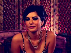 Heißeste Pornodarstellerin Sunny Leone in fabelhaften Pornostars,