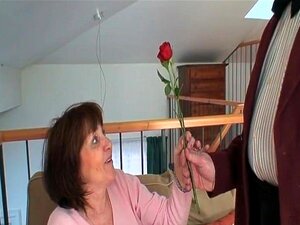 Granny gillar fortfarande kuk