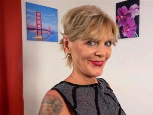 Eine alte Frau bedeutet Freude Teil 497