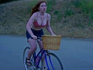 Annalise Basso op de fiets
