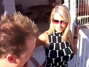 Schau zu, wie Emma Starr jetzt einen Rabatt verdient! - Sperma im