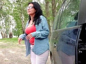 Nympho neemt een snelle rit in het park