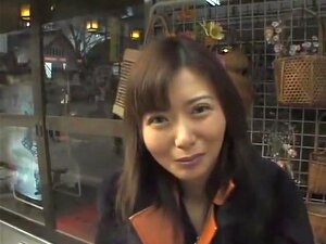 Japanilainen MILF pitää hauskaa 71,