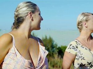 Erlebe wilde Orgien auf dem Land mit geilen blonden und brünetten