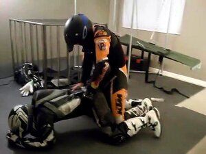 Bikerfuck in een Gear