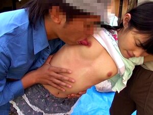 Ситна Јапанка напољу прстима