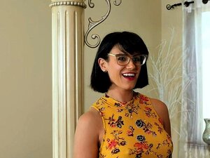 PervMom - Süße spritzt auf die großen Titten seiner Stiefmutter