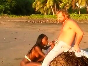 Chocolade - Ebony schoonheid helpt gestrande matroos (RoS)