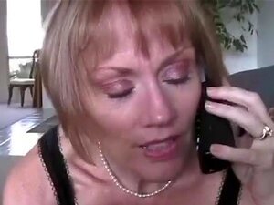 Безобразна аматерка гуталица сперме