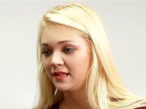 Jessie Andrews & Magdalene Scène 3 - Lesbische Kantoor Verleidingen 5