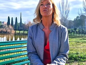 Emmy, die erfahrene Masseuse, spricht für schmutzige Filme vor!