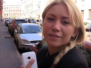 Casting-Neuling wird auf Film für Geld gefickt