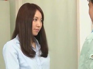 Fantastische Japanse slet Moe Mitsui in de heetste doggystyle,