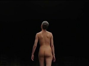 Ava de Lacy nackt - Last Night in Paris - 2016. Ava de Lacy in Szene