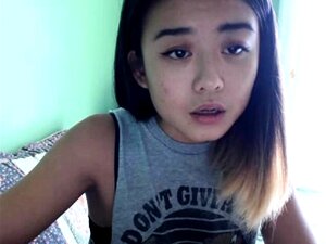 Amateur-webcam asiatisches mädchen