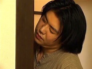 Hämmästyttävä japanilainen huora Misato Kamiya, Aki Tomosaki