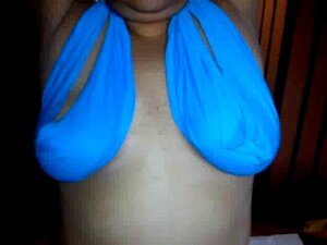 Ervaar het ultieme genot met deze weelderige schoonheden. Maak je