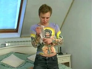 schöne reife Frau mit frischem Jungen