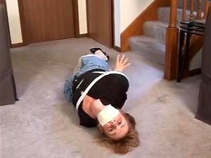 Hogtied by tunkeilija