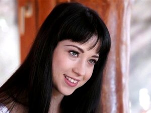 La ragazza dal culo da troia riceve sperma. La ragazza dal culo DA