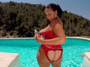 Anastasia Lux in All natural 32H aus Europa, mit Love! Video,