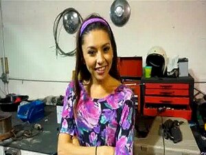 Latina più calda nel porno Serena Torres 1