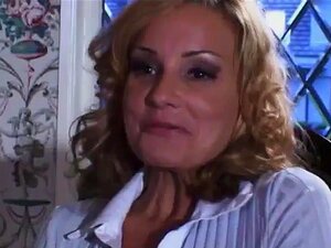 Nachbar und Stiefvater ficken eine blonde Schwanzbraune