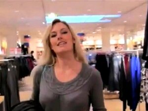 BitchNr1 - Strap-on knull och crossdress