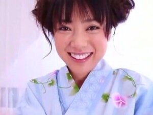Unglaubliches japanisches Model Tina Yuzuki, Reina Yuuki, Akari