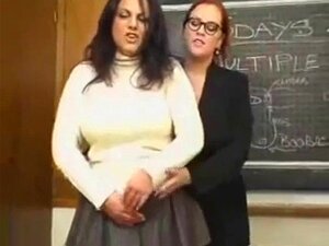 Punapää BBW opettaa suurimman oppitunnin koskaan