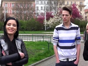 Sex für echtes Geld! Wir trafen ein schönes tschechisches Paar im