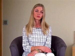 Lolly Gartner koe-esiintyminen