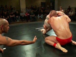 NakedKombat Intense Live Tag Team Match, Neljä kuumaa, rajua painijaa