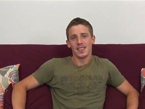 Homo emo twinks anale seksfilms, ik vertelde Leon om zichzelf