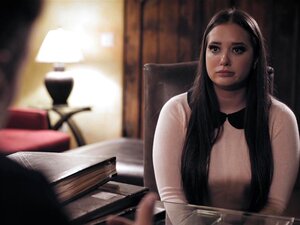 Priester nutzt eine verzweifelte Braut mit der geheimen Gia Paige aus