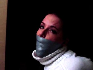 Fetisj schoolmeisjes in latex gebruiken bdsm-speeltjes