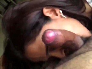 Indische Tante hat einen geilen Schwanz gelutscht. Schau dir an, wie